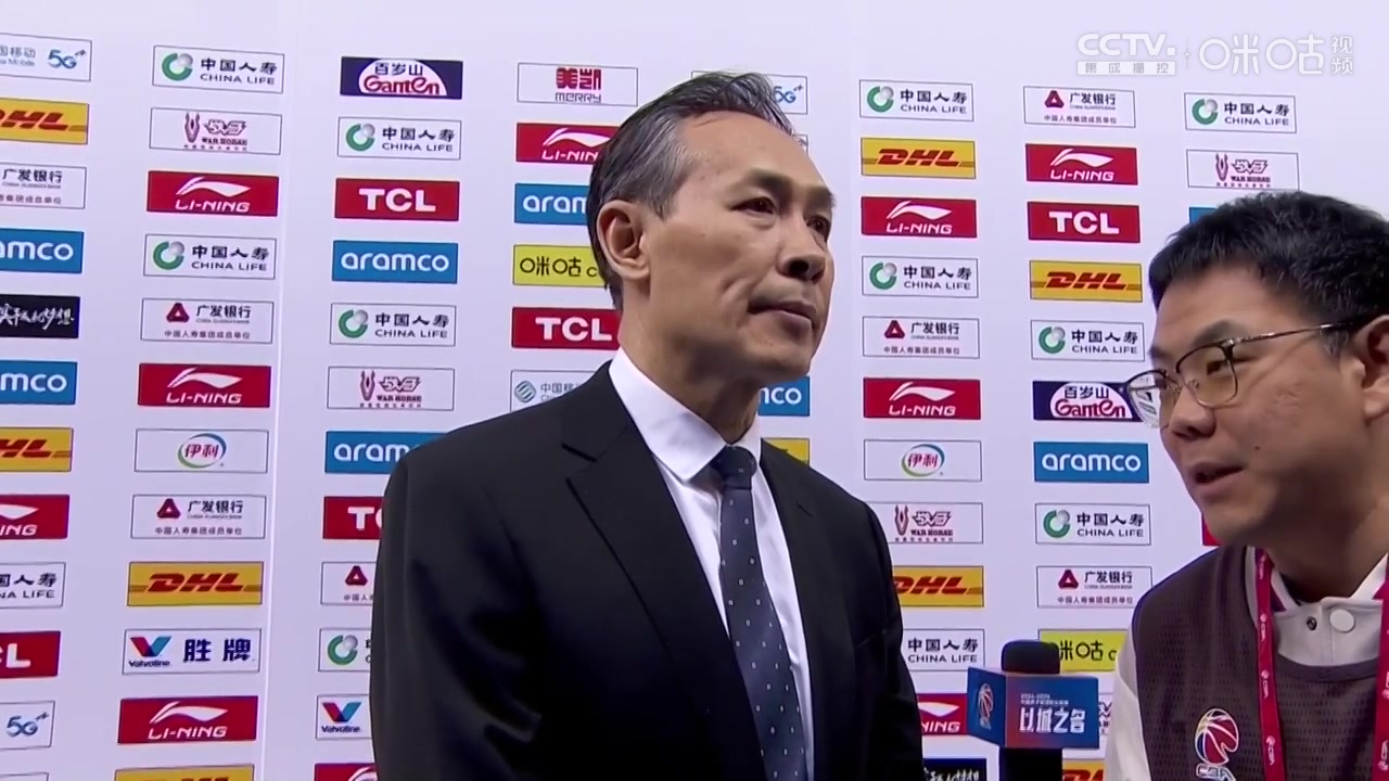 许利民：大家都顶着巨大的压力 很满意本场队员的专注度